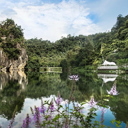 港湾全套房度假酒店 怡保 外观 照片 The Lang Tengah lake