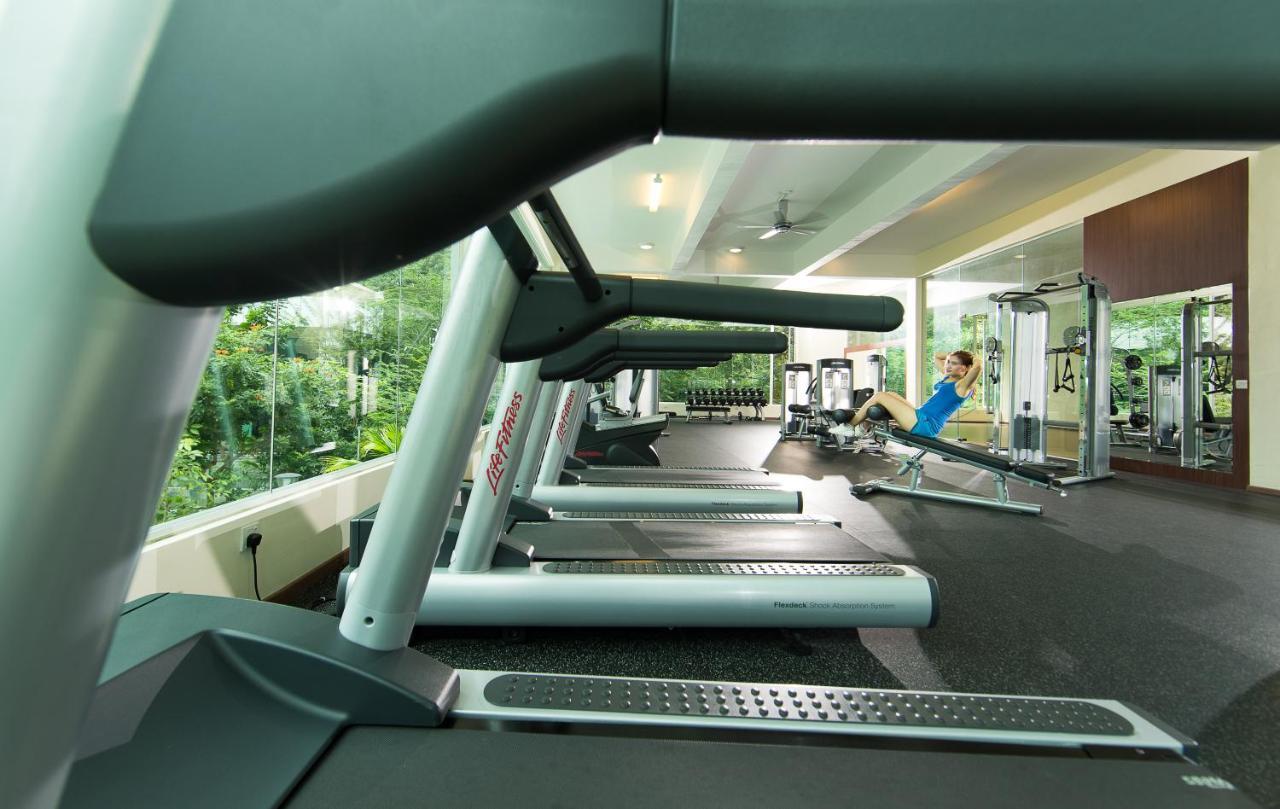 港湾全套房度假酒店 怡保 外观 照片 The gym at the Shangri-La Hotel, Kuala Lumpur